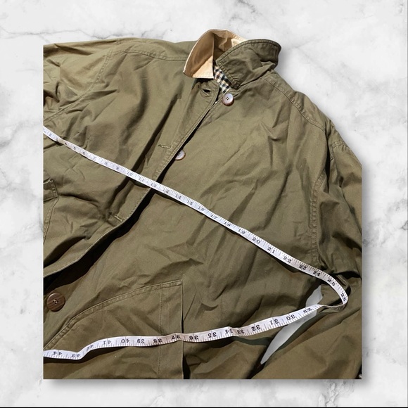 Like new British mist green plaid inside longer coat - Picture 5 of 6